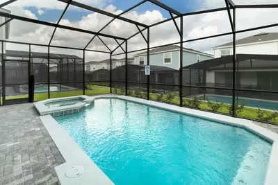 Image de Rent this Luxury 5 Star Villa on Windsor Island Resort, Orlando Villa 5578