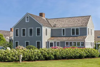 Image de Paines Creek Beach 496-B  Custom, Upscale, Taste & Style - Brewster