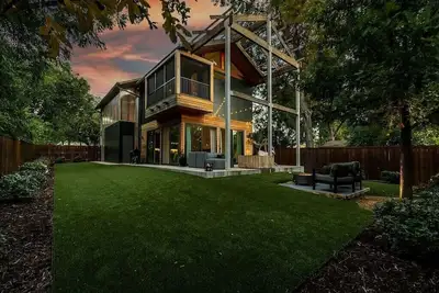 Image de Architecturally unique luxury home in Dallas