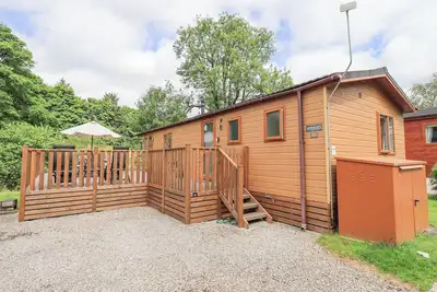 Esthwaite Lodge, pet friendly, with a garden in Windermere