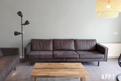 Image de Newly renovated apartments on large grounds