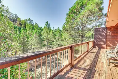 Image de 5 Mi to Ruidoso Downs: 'The Sterling Spur' Rental!