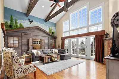 Image de Spacious Escape where Fun Meets Luxury Relaxation