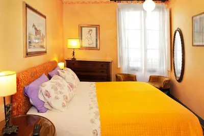 Image de Villa de 1860, au centre de Florence, Porta Romana, devant les jardins de Boboli