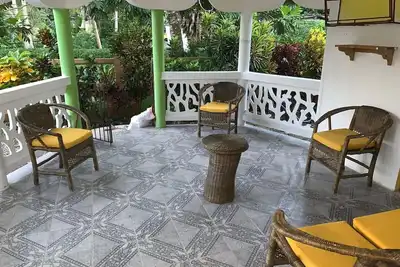 Image de 3 Bed, 2 Bedroom House