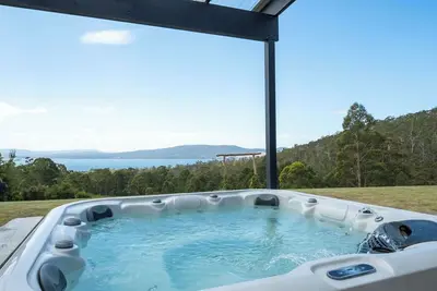 Image de Ocean views, spacious & private, hot hub