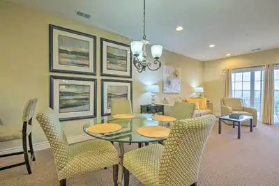 Image de 3 Mi to Dtwn: Inviting Branson Condo w/ Balcony