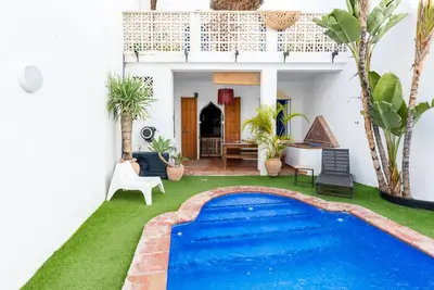 Image de Maison 'El Patio Andaluz', bel intérieur, piscine chauffée, Wi-Fi et climatisation