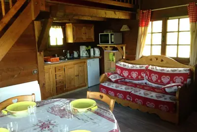Image de Chalet authentique de 35 m² à Demi-Quartier pour 4 personnes avec parking et Wifi