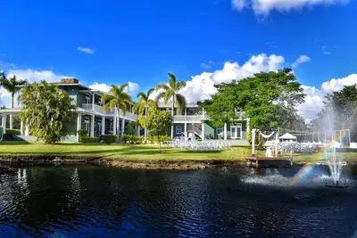 Image de Saint Patrick Palace - Wedding-Ready Luxury Estate w/ Pool & Guest Cottage