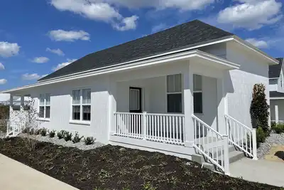 Image de Charming 1br/1ba Duplex on Lake Alfred