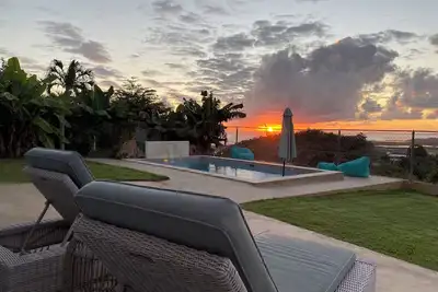 Image de Private Mountain retreat with awesome ocean views and relaxing pool.