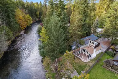 Image de The River House ~ Maple Valley