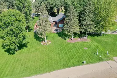 Image de Beautiful Lake Ida home ready for multi-family indoor & outdoor fun!