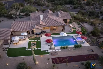 Image de Desert Serenity Mountain Estate+ShuffleboardCourt+MountainViews+Horseshoes+HtdPool+PoolTable