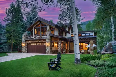 Image de Luxe Vail Golf Estate with Hot Tub