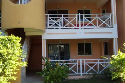 Image de Escape and enjoy a well deserved vacation, 5mnt from the beach.