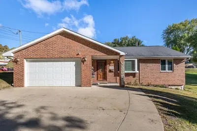 Image de Jacuzzi Suite 2 Queen Beds Private and Romantic!