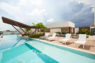 Image de Nice flat at L condos 4th Fl, 4 pax, close to the 5th.