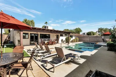 Great Location Pvt Htd Pool Plus Separate Casita, Dog Friendly, Free Golf, Near Dining & Shopping