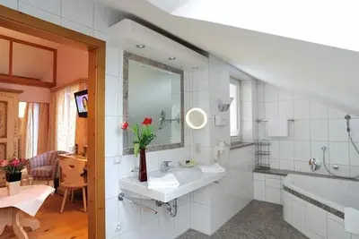 Suite Thomas Mann - Aktiv Hotel Böld & Restaurant Uhrmacher