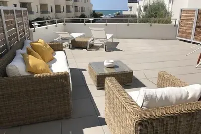 Image de Terrasse ensoleillée : appartement 1 chambre 1 cabine vue mer terrasse