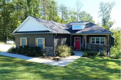 Image de Secluded home near Patoka Lake & French Lick. Nature Lover's Dream