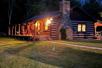 Image de Carol’s Cabin in the Woods in Historic Hoosier Hills