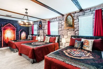 Image de Storey Lake Themed Br & Game tables 21059