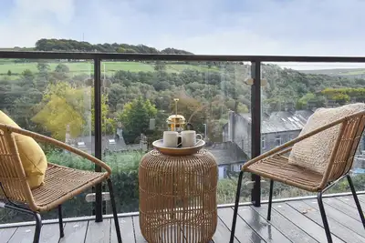 Image de 3 chambres à coucher à Ripponden