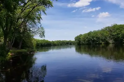Image de Waterfront home on river, close to lakes, Utv/Atv/snowmobile trails/skiing/golf