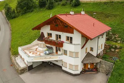 Image de Joli appartement pour 6 personnes avec Wifi, Tv, terrasse, vue panoramique et parking