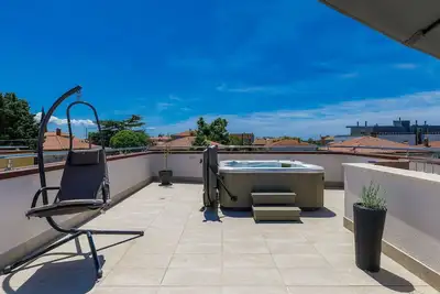 Image de Agréable appartement pour 6 personnes avec piscine privée, climatisation, Wifi, Tv et terrasse