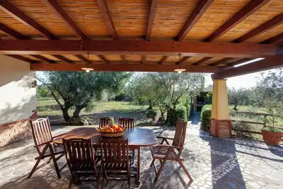 Image de Appartement de vacances \"Tipica Casa di Campagna - Orosei\" avec terrasse et jardin partagé.