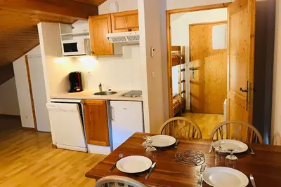 Image de Studio avec balcon et animaux admis