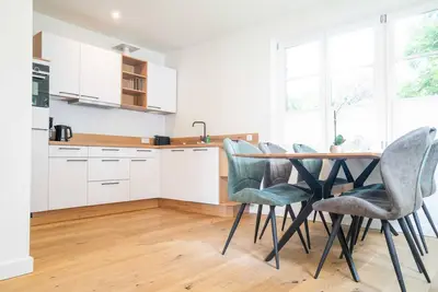 Image de Experience more in the dream garden.