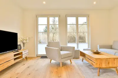 Image de Experience more in the dream garden.