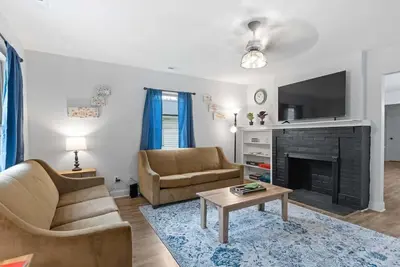 Image de Mins to Downtown, Park, & Zoo! Crafty on Hoyt