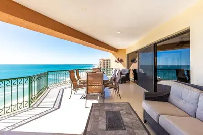 Image de Front Row Seats To Beaches & Sunsets - Paradise!