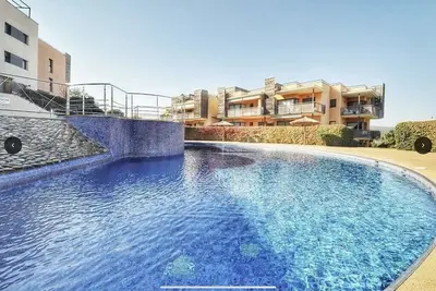 Image de Propriété privative en face de la plage de Boadella