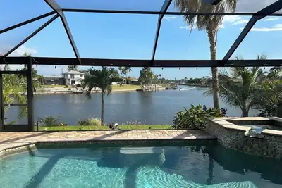 Image de Wow View! Family friendly 4 bd. 2 bth. Villa. Pool + Spa, Gulf