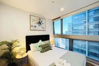 Image de ❤️Fifft08/InnerCBD/SkyHigh View/1Min To Station/Free(Pool/Gym/Tram)