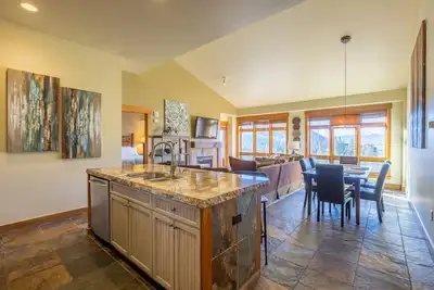 Image de 3 bed condo at Keystone short 5 minute walk to River Run Gondola