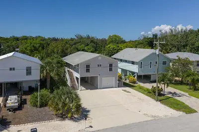 Image de Direct water access to Charlotte Harbor and Gulf of Mexico with no bridges.