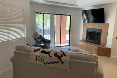 Image de Clean\/Quiet Condo with Nice Desert Views - Private Patio