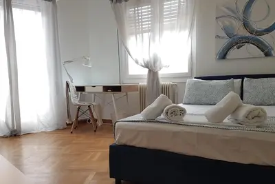 Image de Kiwi Apartment - Athens Center, 3 Bd, 1 Bath