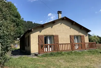 Chalet spacieux et chaleureux
