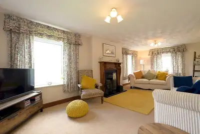 Image de Pass the Keys | Porth Vaynor Farmhouse and Gardens