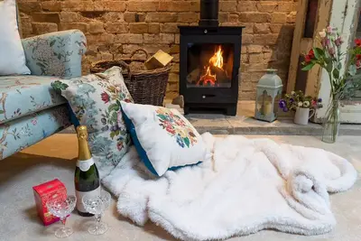 Image de Pass the Keys | Goose Feather Barn, Wedmore luxury cottage for two
