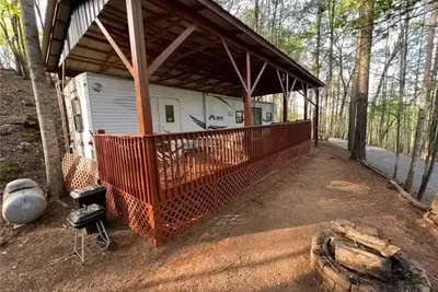 Image de Luxury camping in Coosawatee River Resort